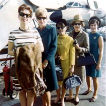 Alpha Omega Chapter women at convention, 1967